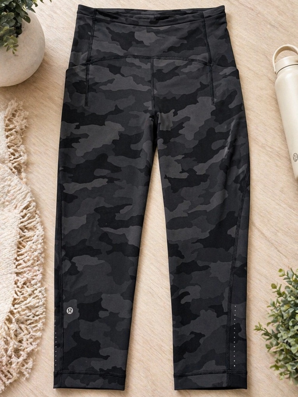 Lululemon Swift Speed High Rise Crop 21 Camo Deep Coal Multi Size 6